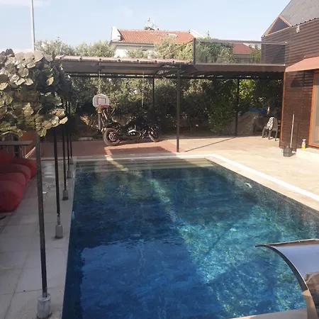 Deep Purple Bikers Hostel