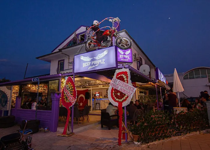 Hostel Deep Purple Bikers