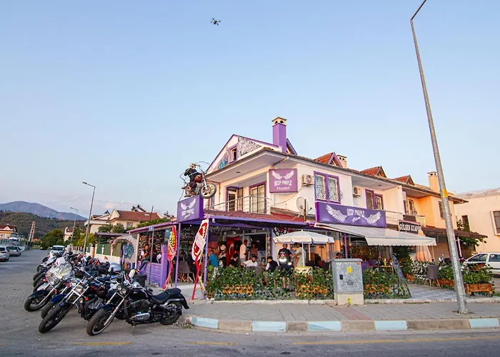 Hostel Deep Purple Bikers *